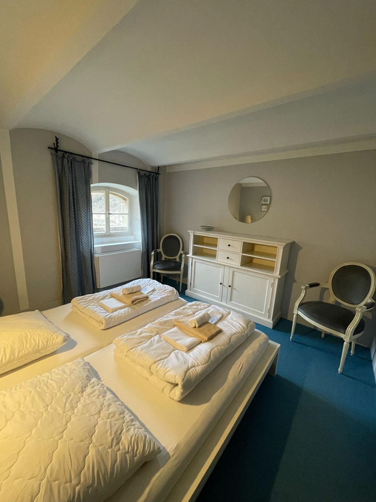 საძინებელი 3