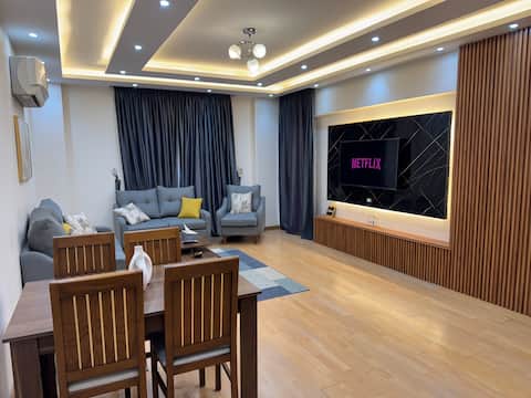 Rehab Modern Apartment- 2BDR By Landmark Stays