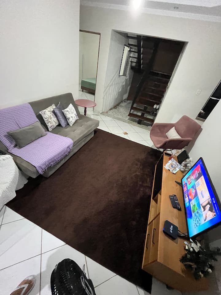 Casa Inteira Com Piscina - Taubaté
