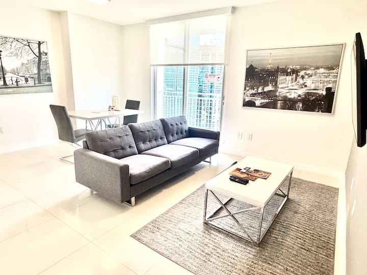 Brickell One Bedroom Getaway - 마이애미