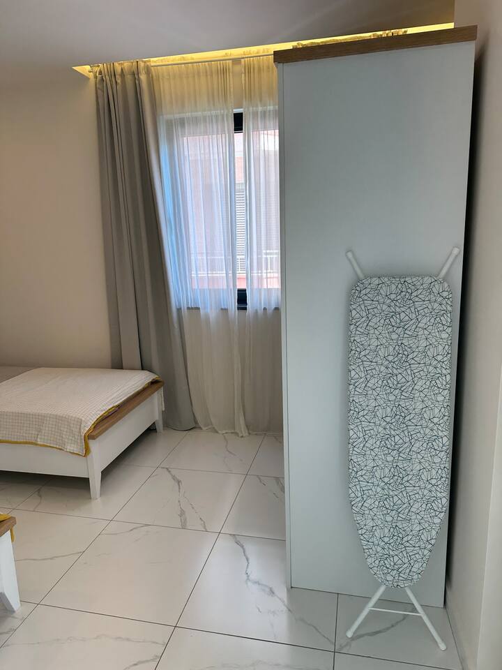 غرفة النوم 2