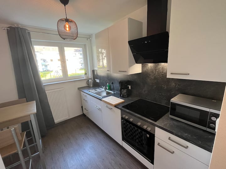 Moderne & Ruhige 2-zimmer 57m² Ferienwohnung - Stadtallendorf