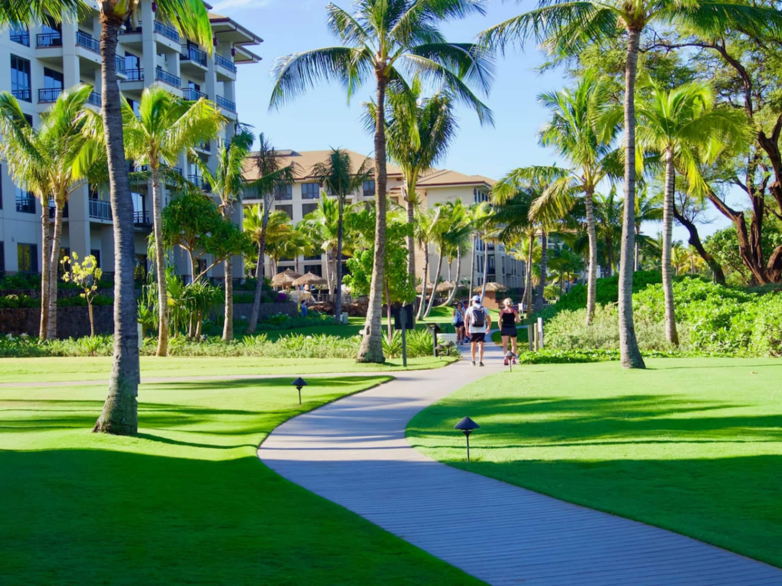Condo in Lahaina · ★4.99 · 1 bedroom · 2 beds · 1 bath - Image 17