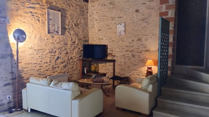 Gîte De Charme + Piscine – Calme En Pleine Nature - Dordogne
