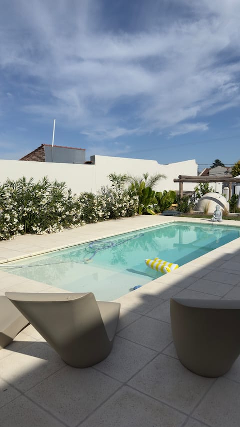 Domancia HOUSE with pool and large park