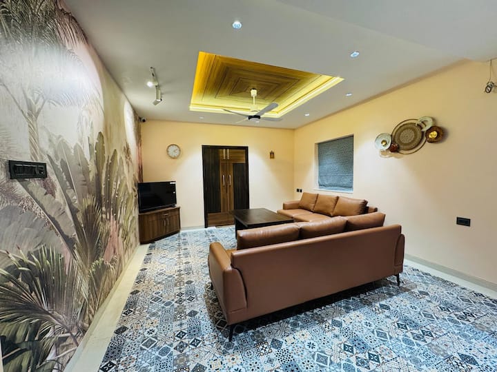 Living room image 1