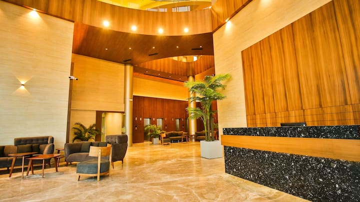 Stay Zen At Weekend Address - Surat