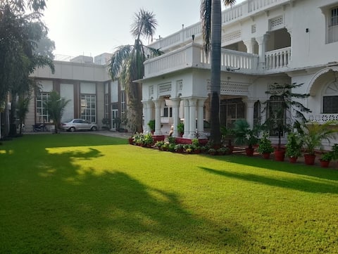 5 Bedroom Colonial Heritage Bungalow