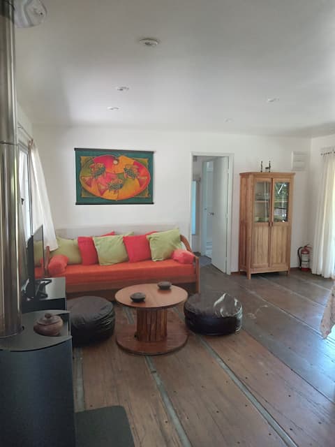 Popular Airbnb listing: Comfortable, convenient and safe. Very close to the sea! in Punta Colorada