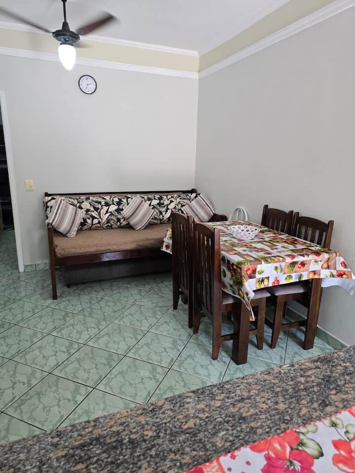 Apartamento Para Aluguel. - Ilha Comprida