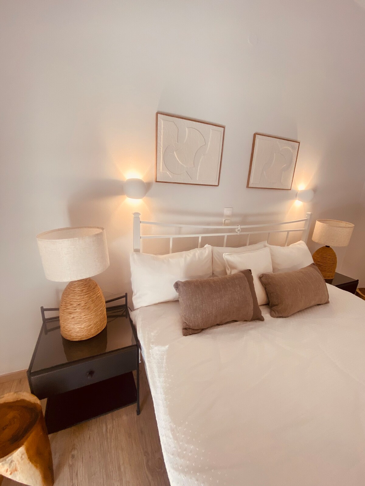 Kitanda cha watu wawili