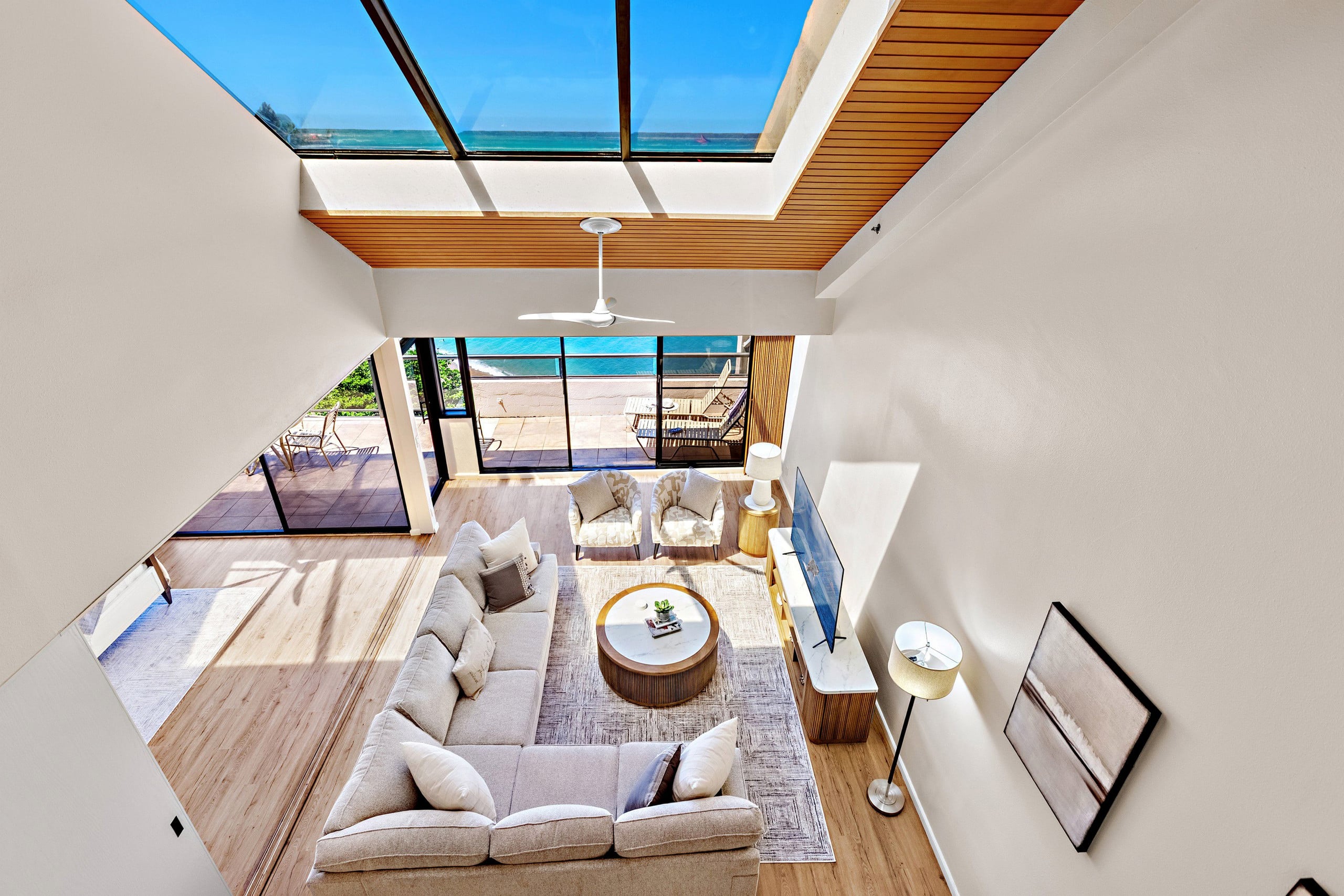 Condo in Lahaina · ★4.92 · 3 bedrooms · 6 beds · 3 baths - Image 2