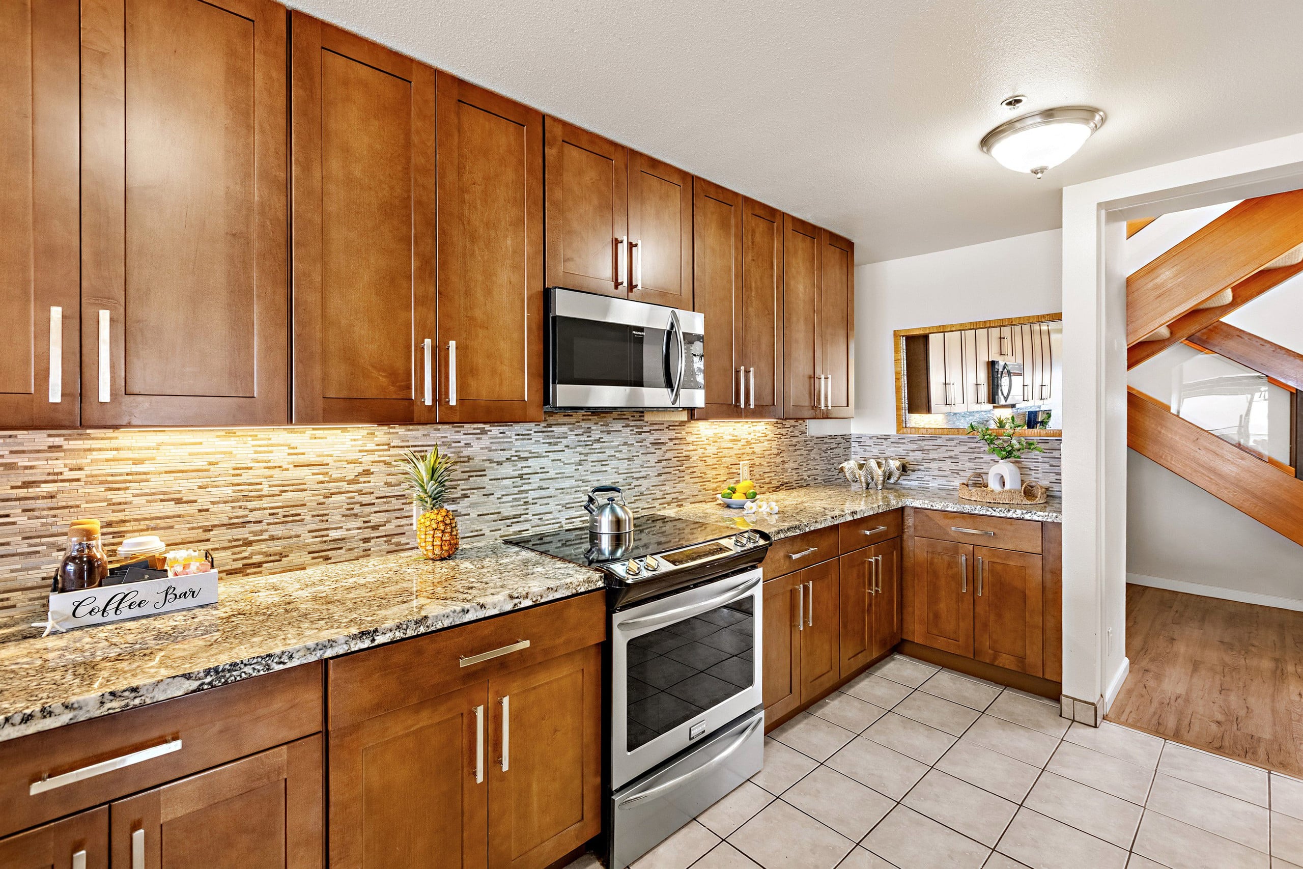 Condo in Lahaina · ★4.92 · 3 bedrooms · 6 beds · 3 baths - Image 8