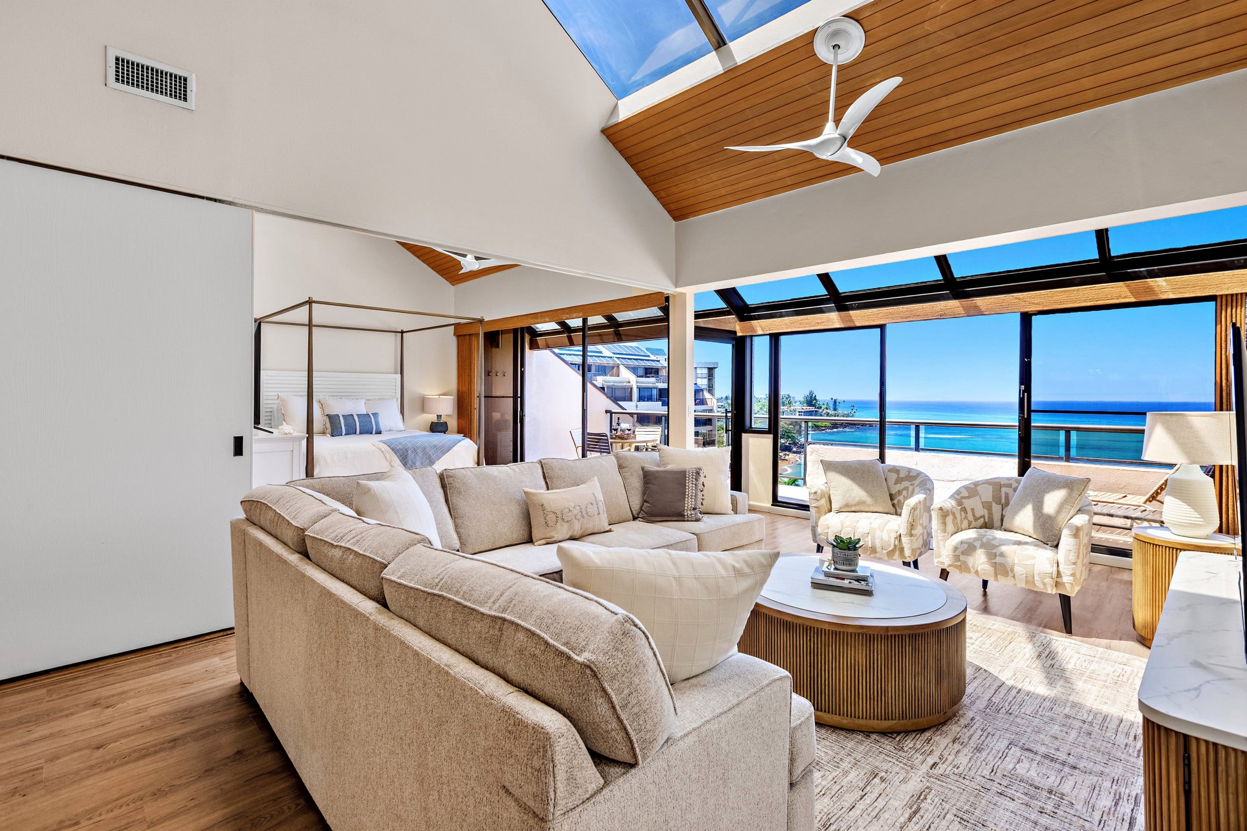 Condo in Lahaina · ★4.92 · 3 bedrooms · 6 beds · 3 baths - Image 3