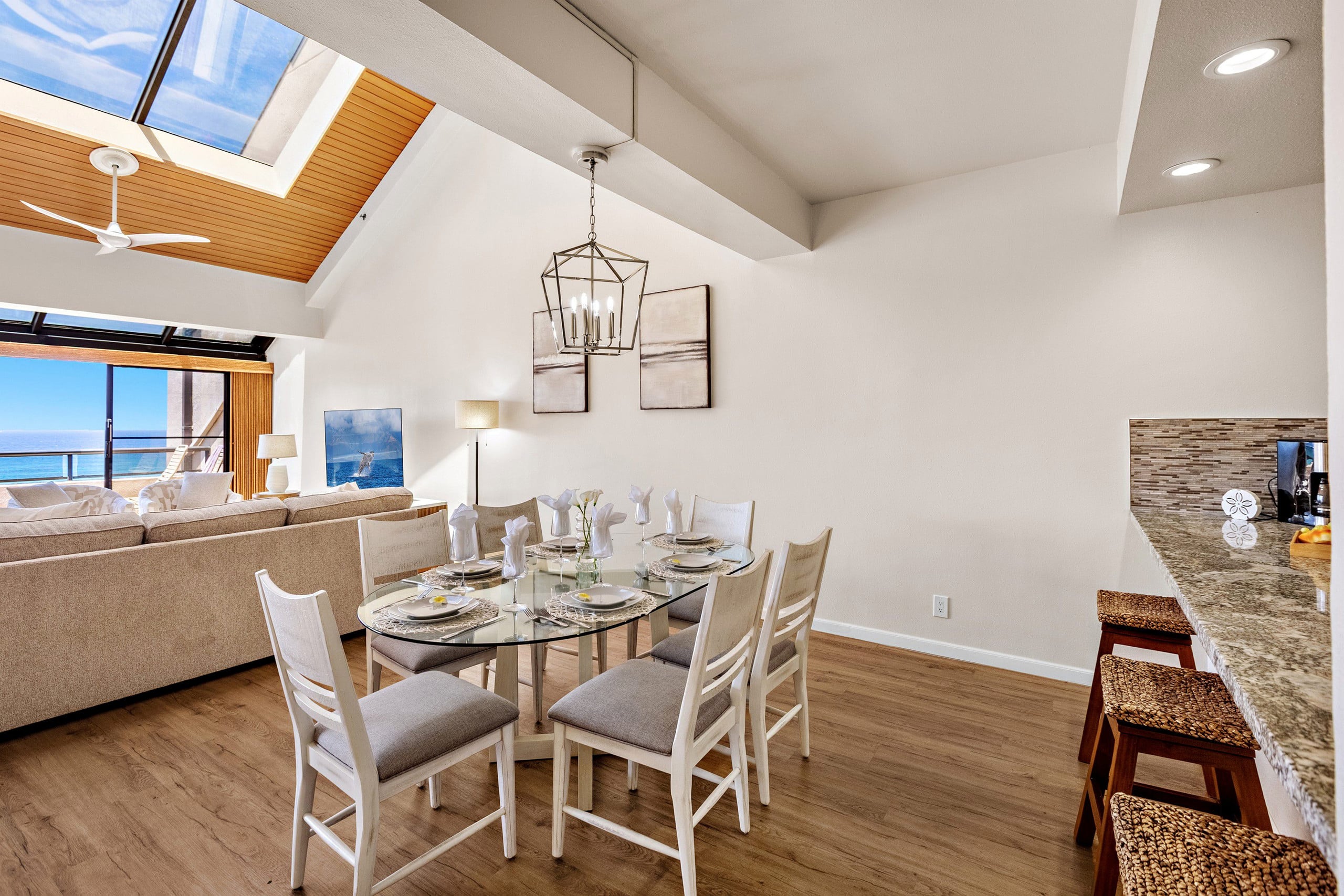 Condo in Lahaina · ★4.92 · 3 bedrooms · 6 beds · 3 baths - Image 14