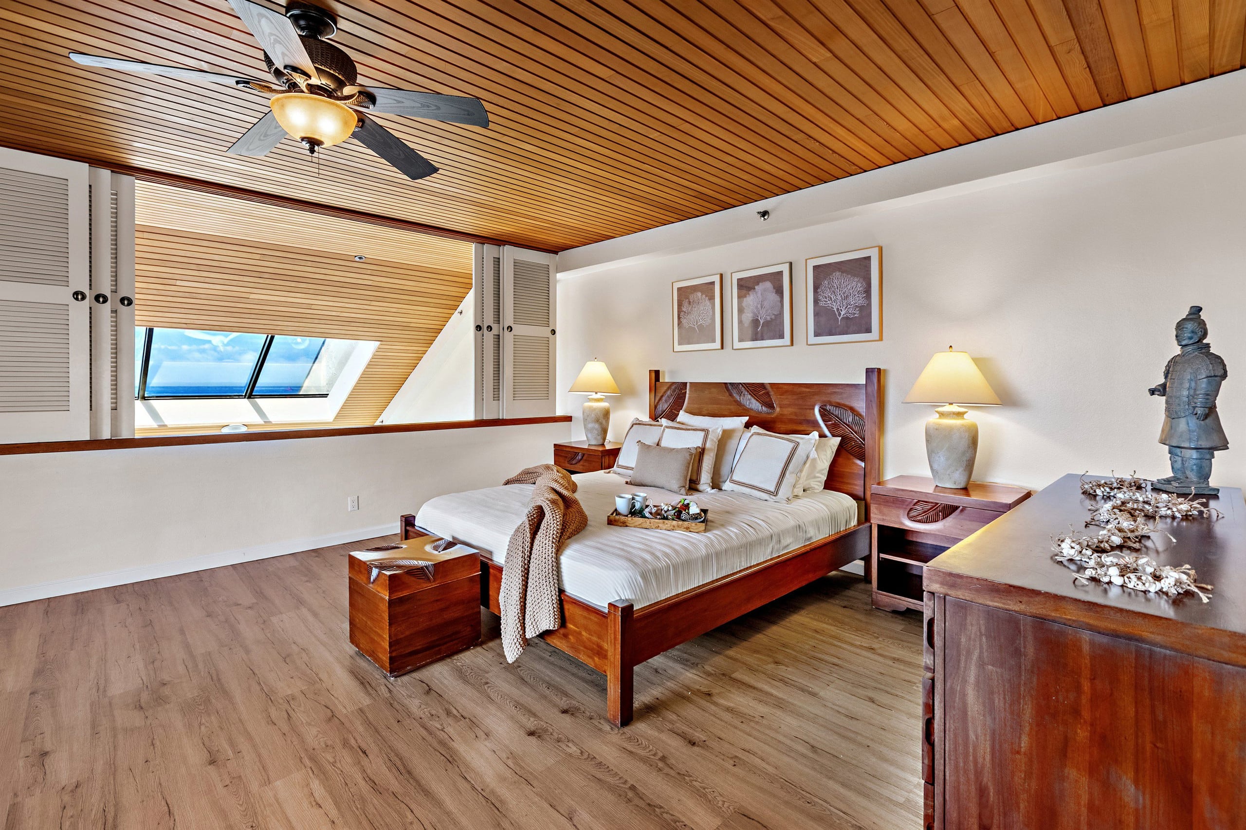Condo in Lahaina · ★4.92 · 3 bedrooms · 6 beds · 3 baths - Image 25