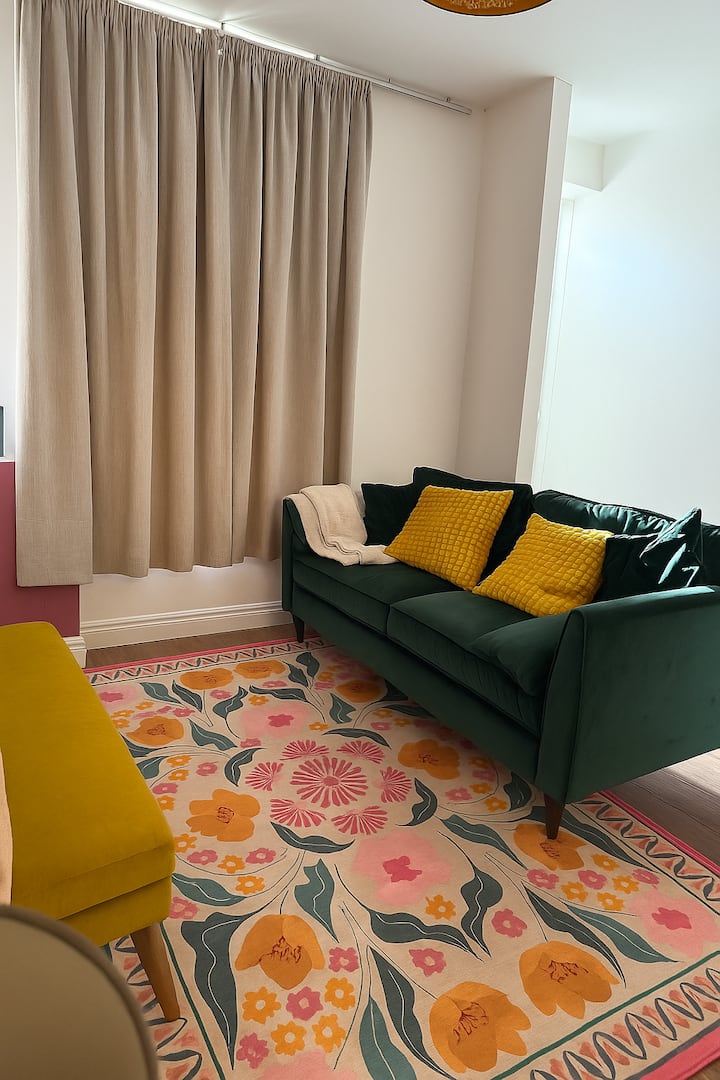2 Bed Home With Garden - Barry