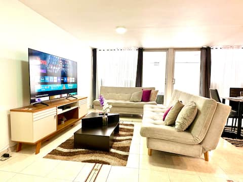 Club House, 7 Rooms, 2 King sizes, Fast wifi