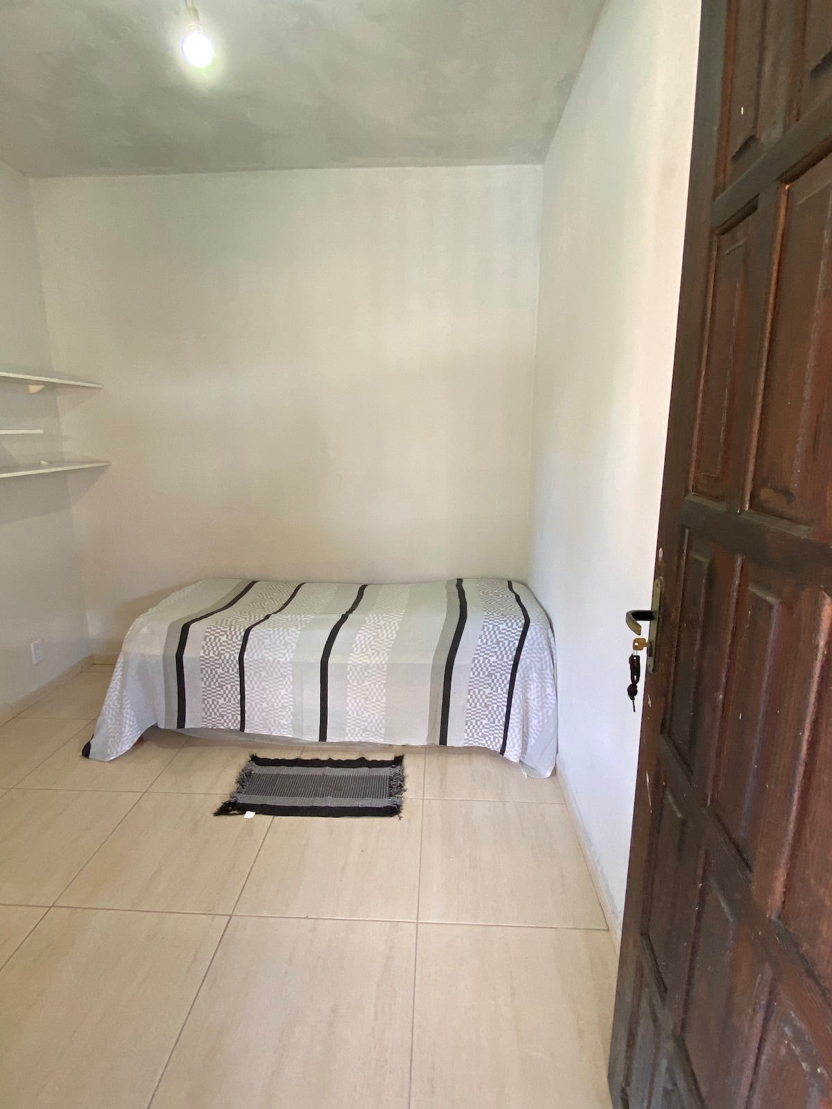 საძინებელი 4