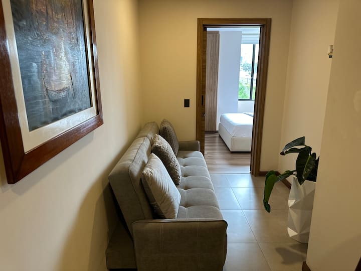 Suite Moderna Cerca Al Mall Del Alto/sheraton/turi - Cuenca