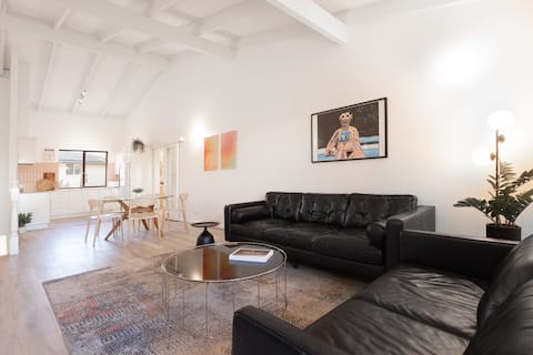 Successful Airbnb property: Scarborough Dunes Villa in Scarborough