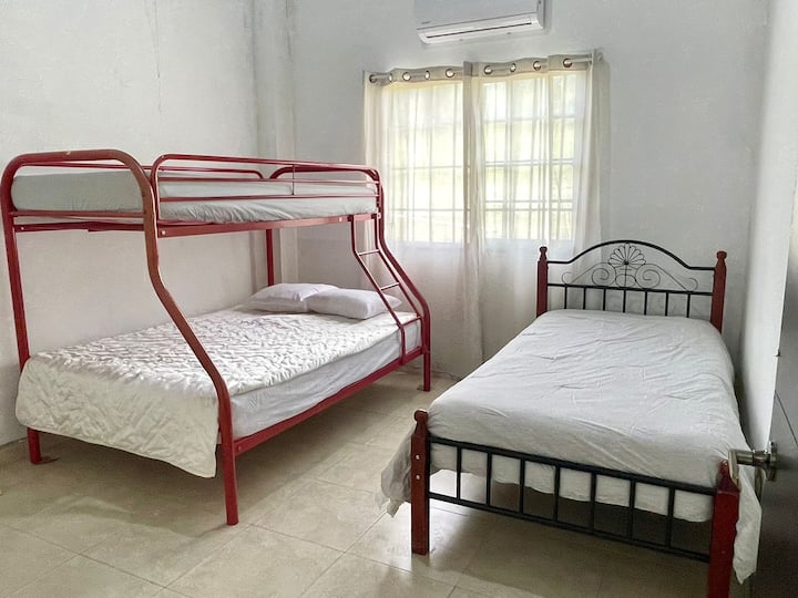 Спална соба 2