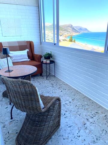 The Pearl, Views over Long Beach. Backup power. gallery image 3