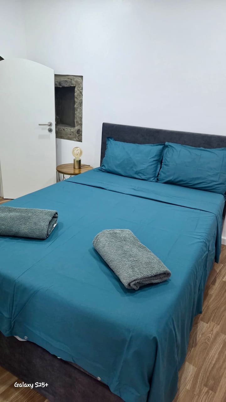 Dhomë gjumi 1