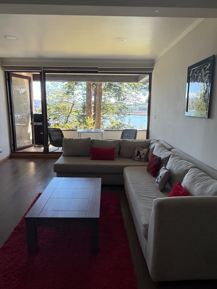 Departamento Orilla Rio Calle Calle En Valdivia - Valdivia