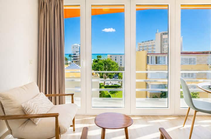 Cubo's Sea View Studio 100m From The Beach - Torremolinos