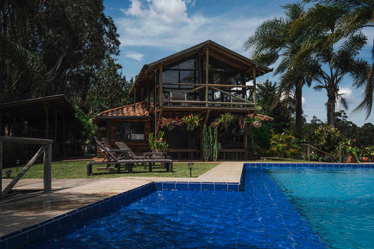 6BR Villa in Rionegro — photo 1