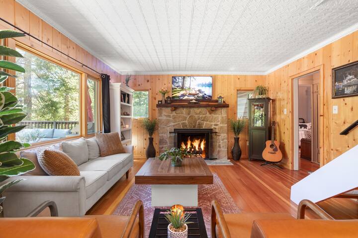 Private Log Home On An Acre - Lake Arrowhead, CA