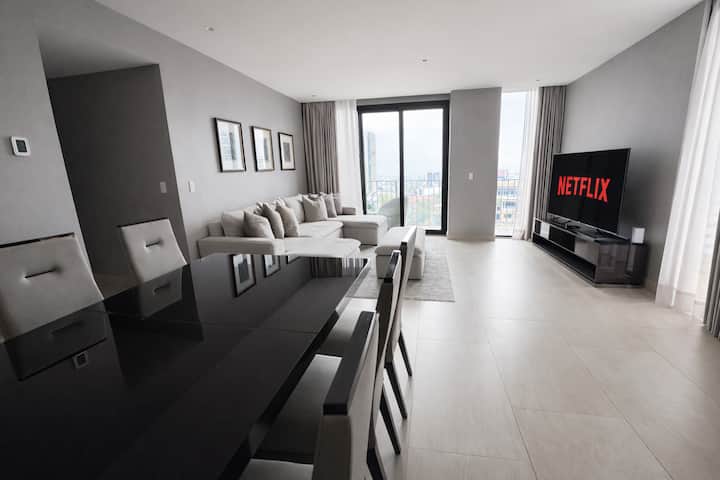 Prime Arboleda 3br/2ba I Views I Pool, Restaurants - San Pedro Garza García