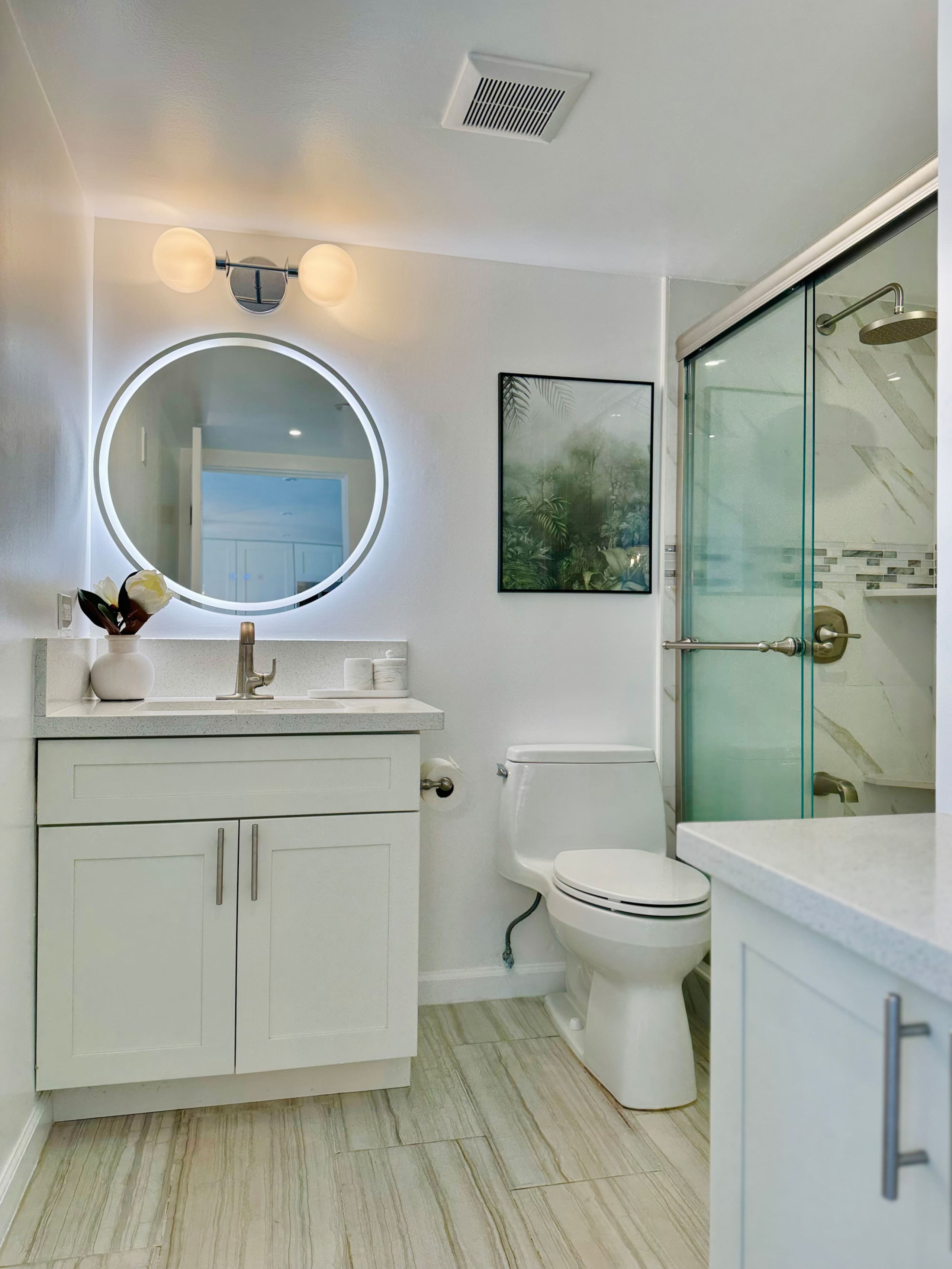 Condo in Honolulu · ★4.9 · 1 bedroom · 2 beds · 1 private bath - Image 26