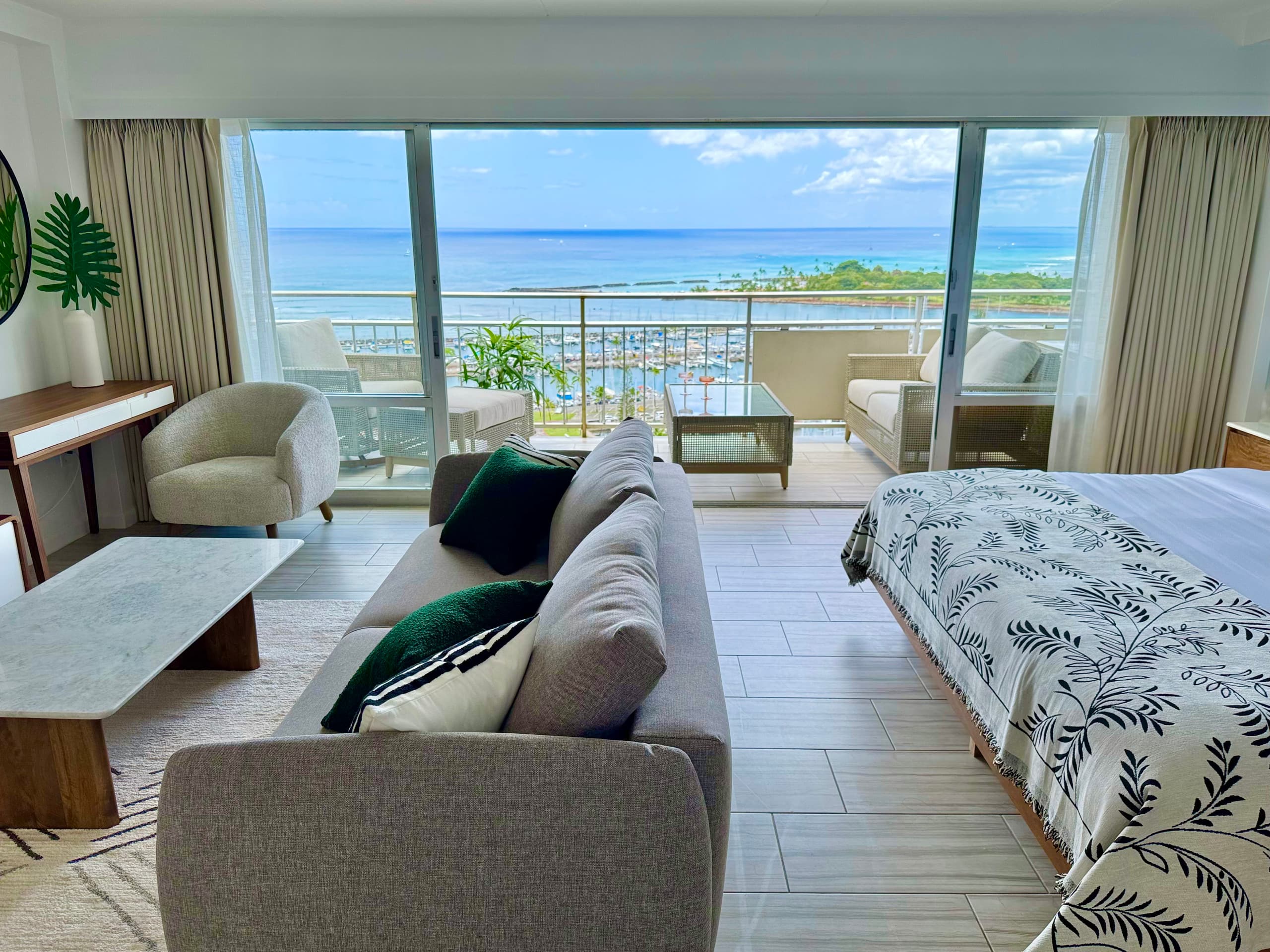 Condo in Honolulu · ★4.9 · 1 bedroom · 2 beds · 1 private bath - Image 10
