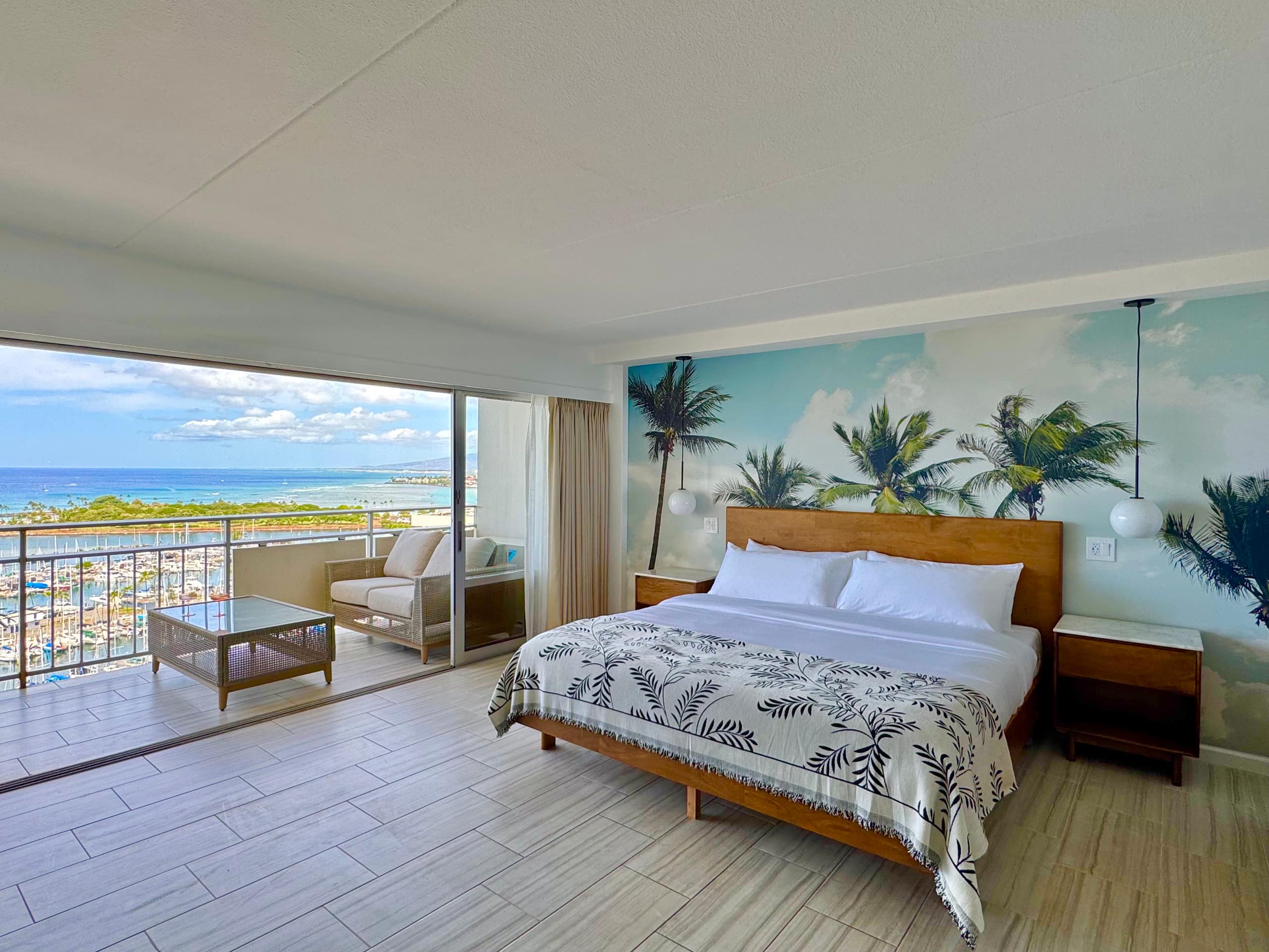 Condo in Honolulu · ★4.9 · 1 bedroom · 2 beds · 1 private bath - Image 11