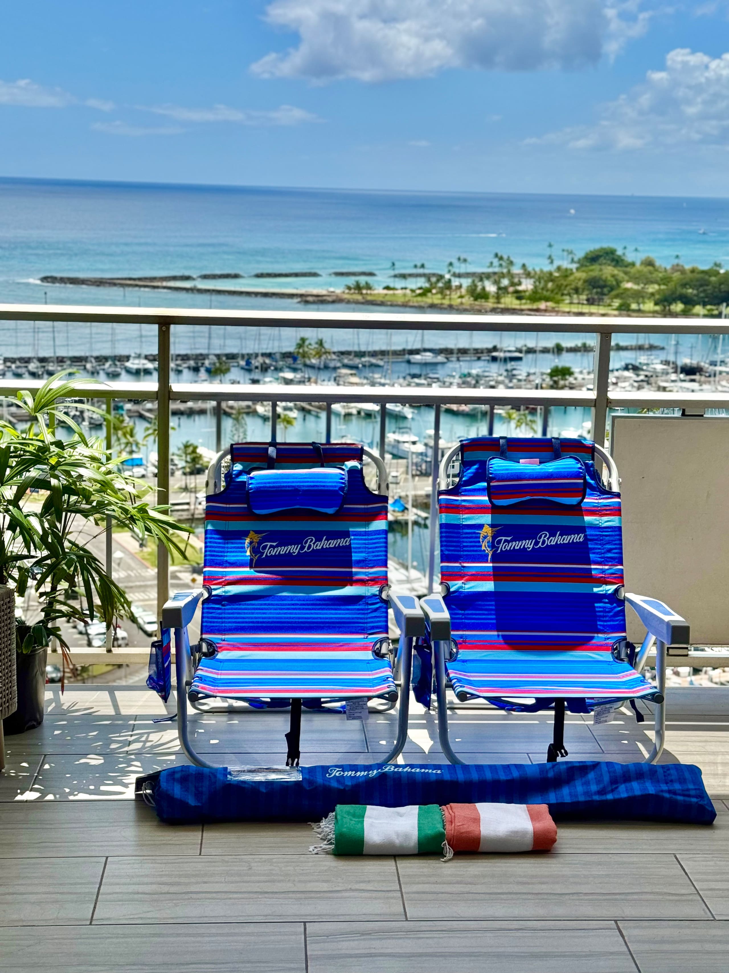 Condo in Honolulu · ★4.9 · 1 bedroom · 2 beds · 1 private bath - Image 40
