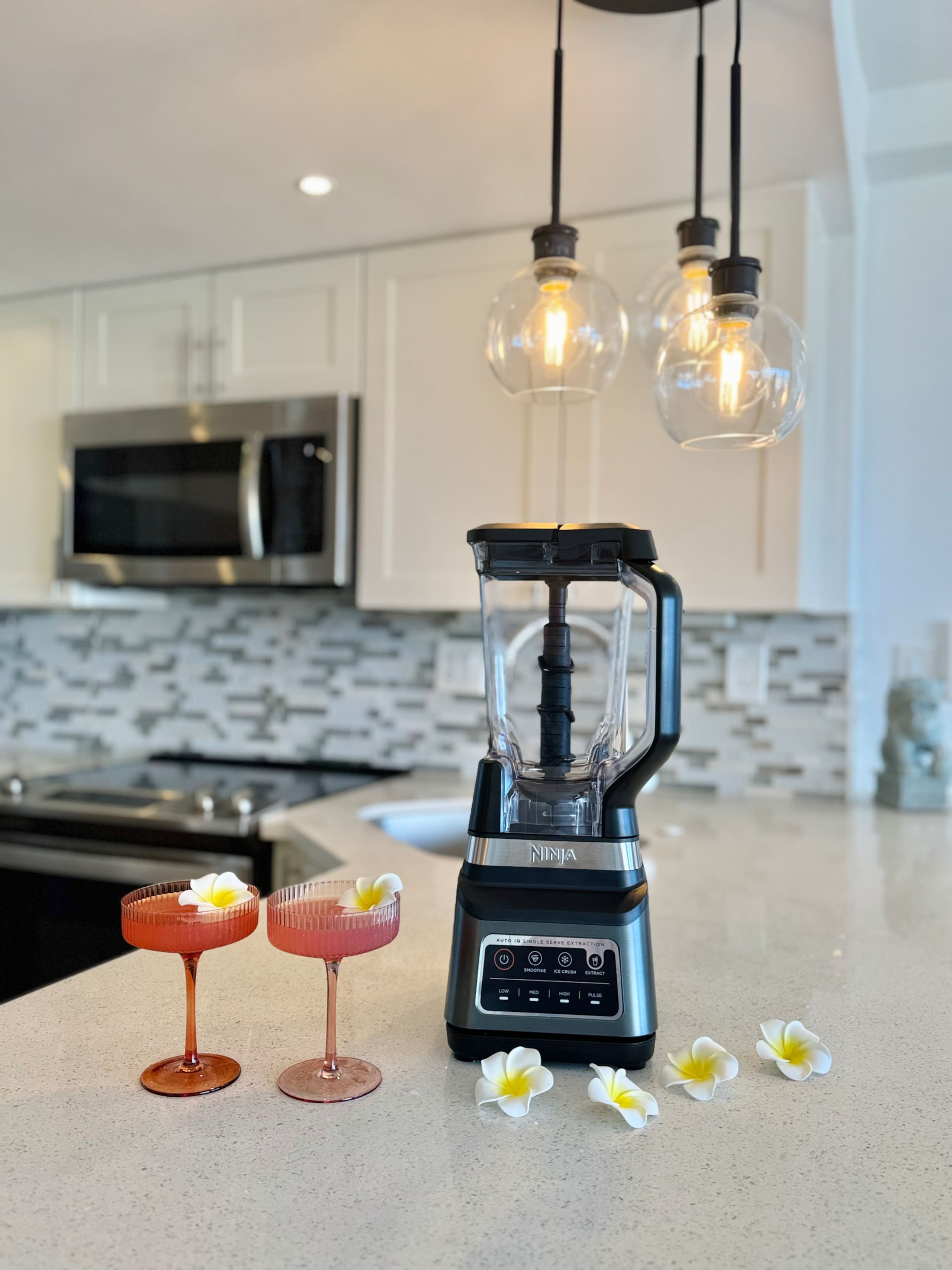 Condo in Honolulu · ★4.9 · 1 bedroom · 2 beds · 1 private bath - Image 35