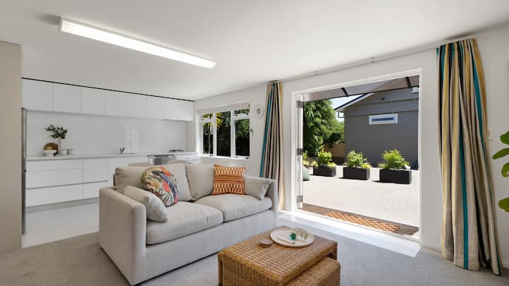 Parkside Studio 59 - New Plymouth