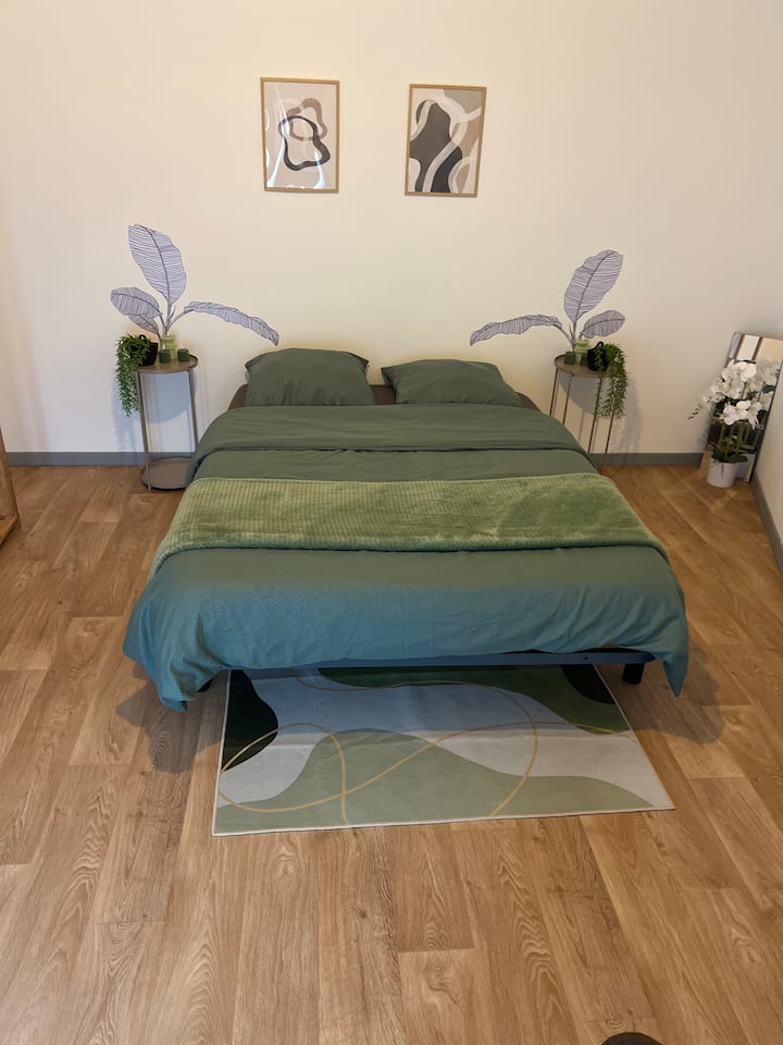 غرفة النوم 2