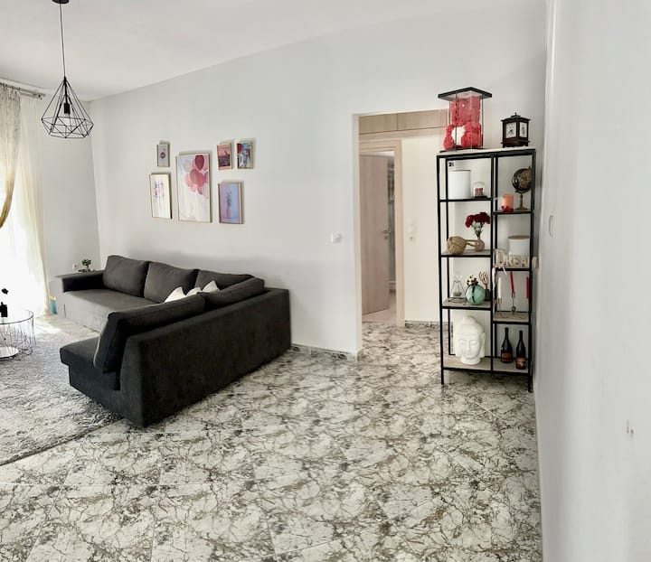 11:11 Apartment,12’ From The Center - Thessaloniki