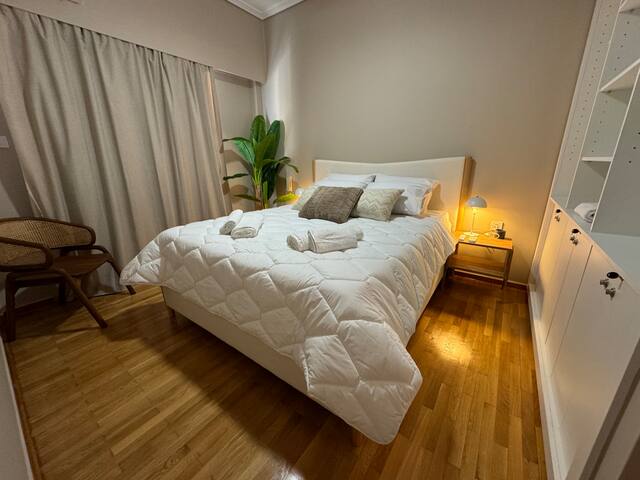Listing in Glyfada