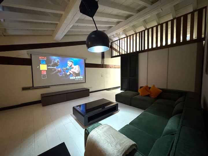 [Industrial Loft] Garage\netflix\wifi - Brescia