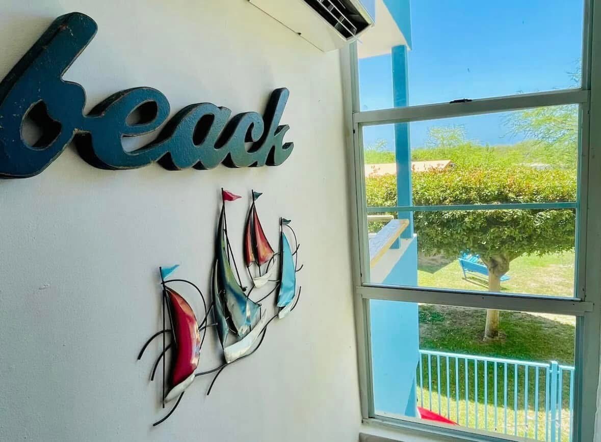 Top Airbnb: Mermaid Cove Combate Beach 3 min walking distance in El Combate