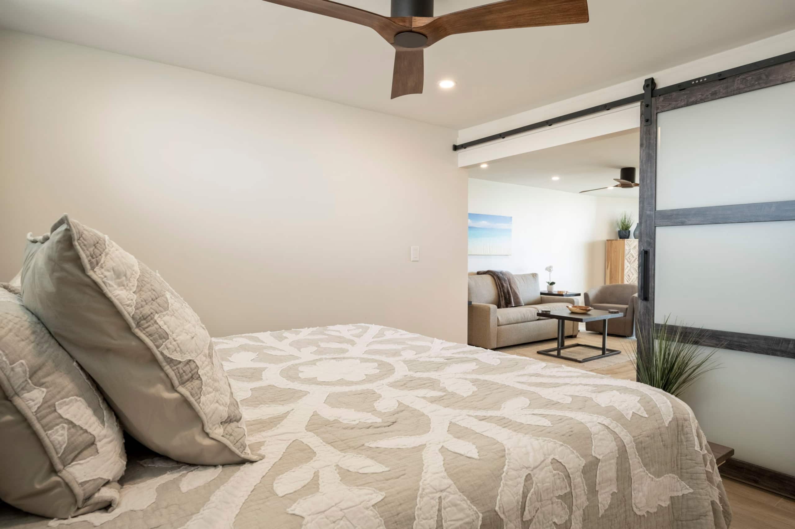 Condo in Lahaina · ★4.94 · 1 bedroom · 2 beds · 1 private bath - Image 26