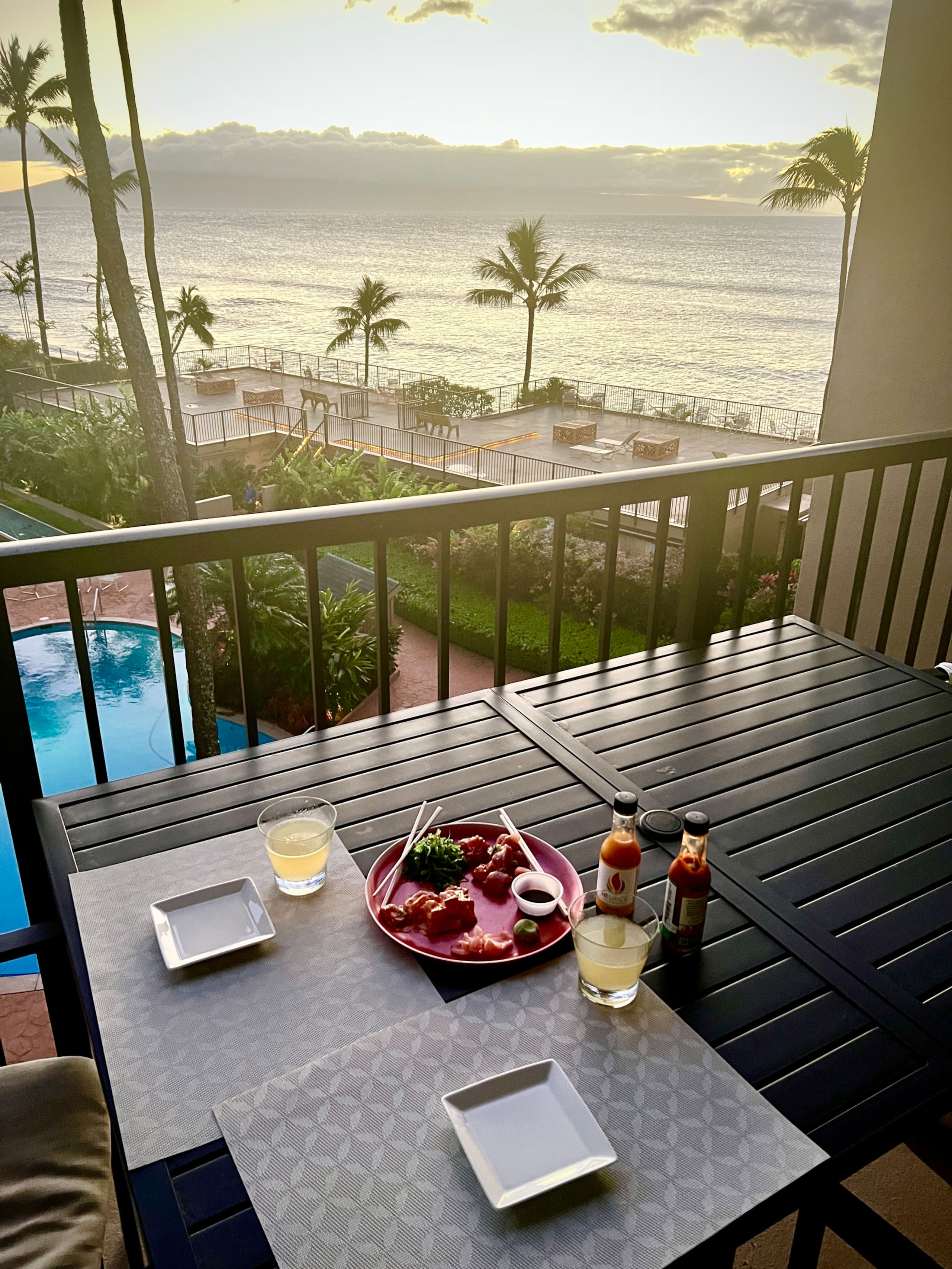 Condo in Lahaina · ★4.94 · 1 bedroom · 2 beds · 1 private bath - Image 39