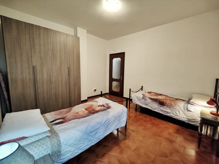 غرفة النوم 2