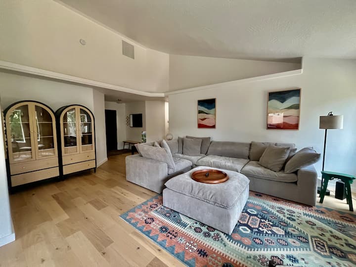 10 Mins U Of O, Autzen/airport! Hot Tub/fire Pit - Eugene, OR