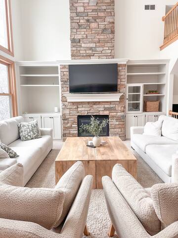 My Serene Retreat Hot Tub gallery image 5