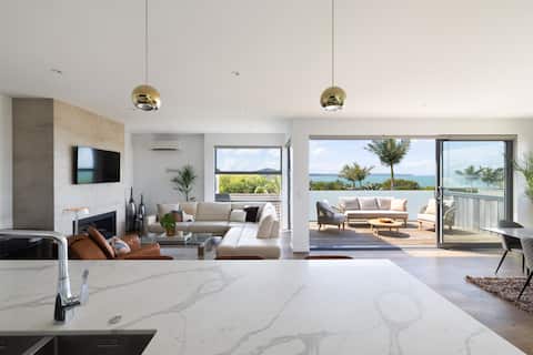 Luxury modern dream holiday home in Kohi Beach